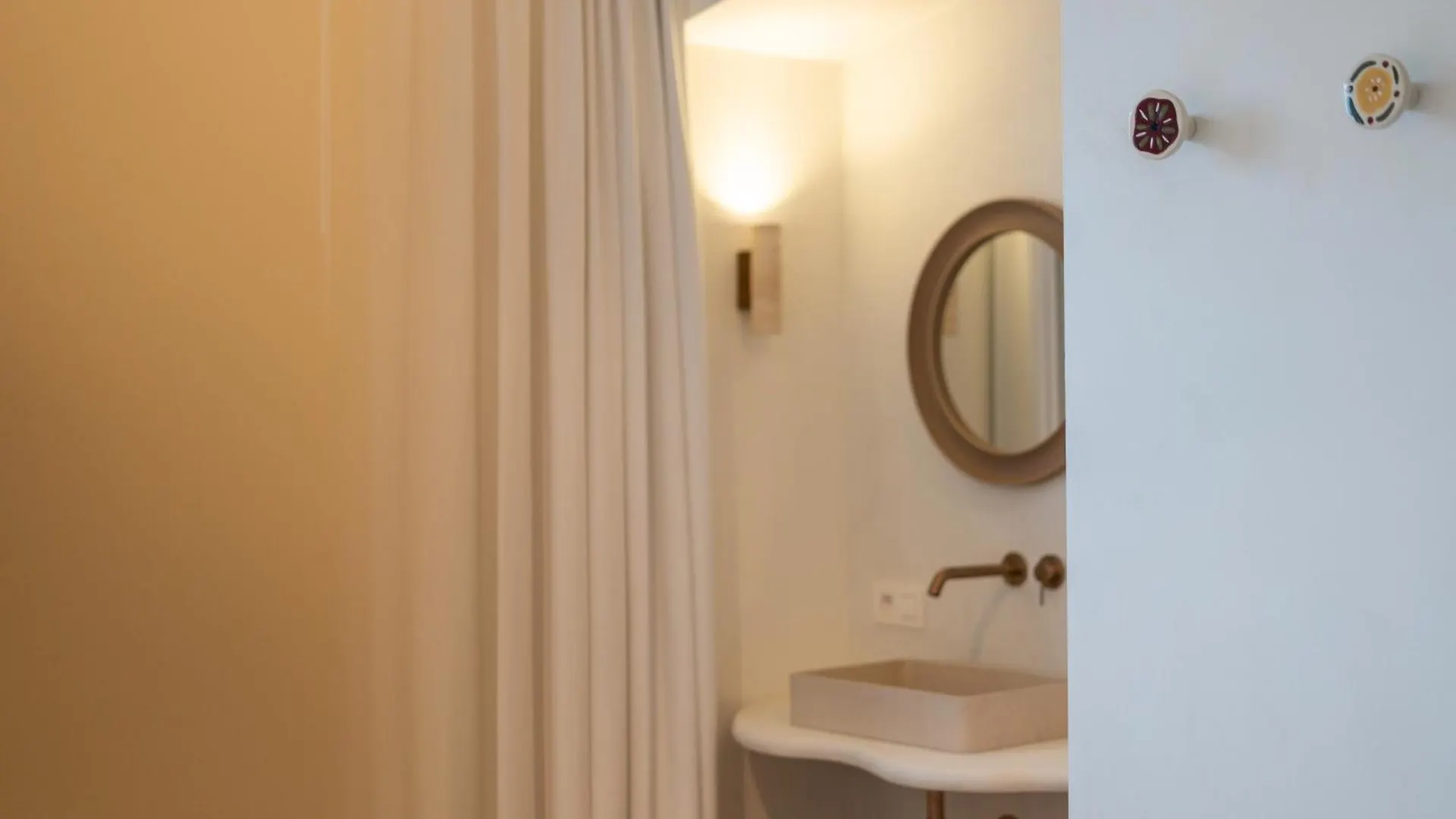 Bridgerton Apartment Bruges