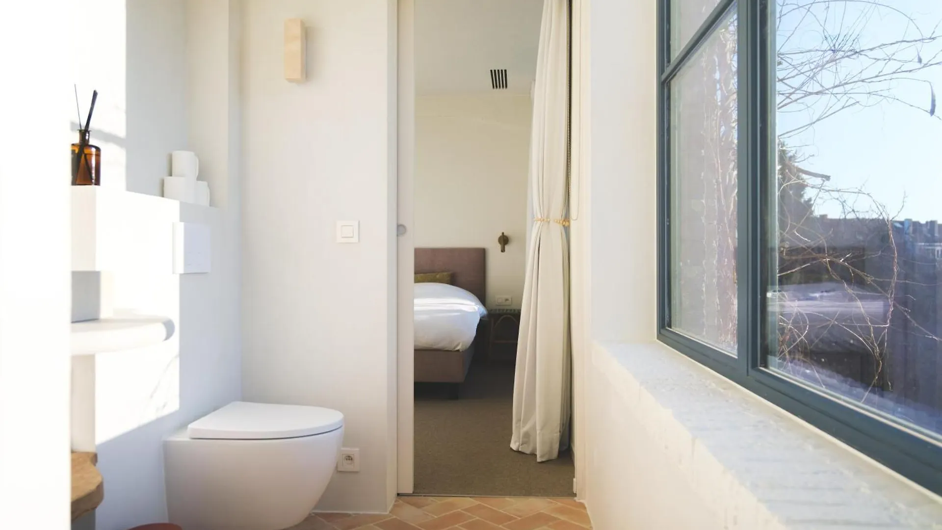 Bridgerton Apartment Bruges 0*,